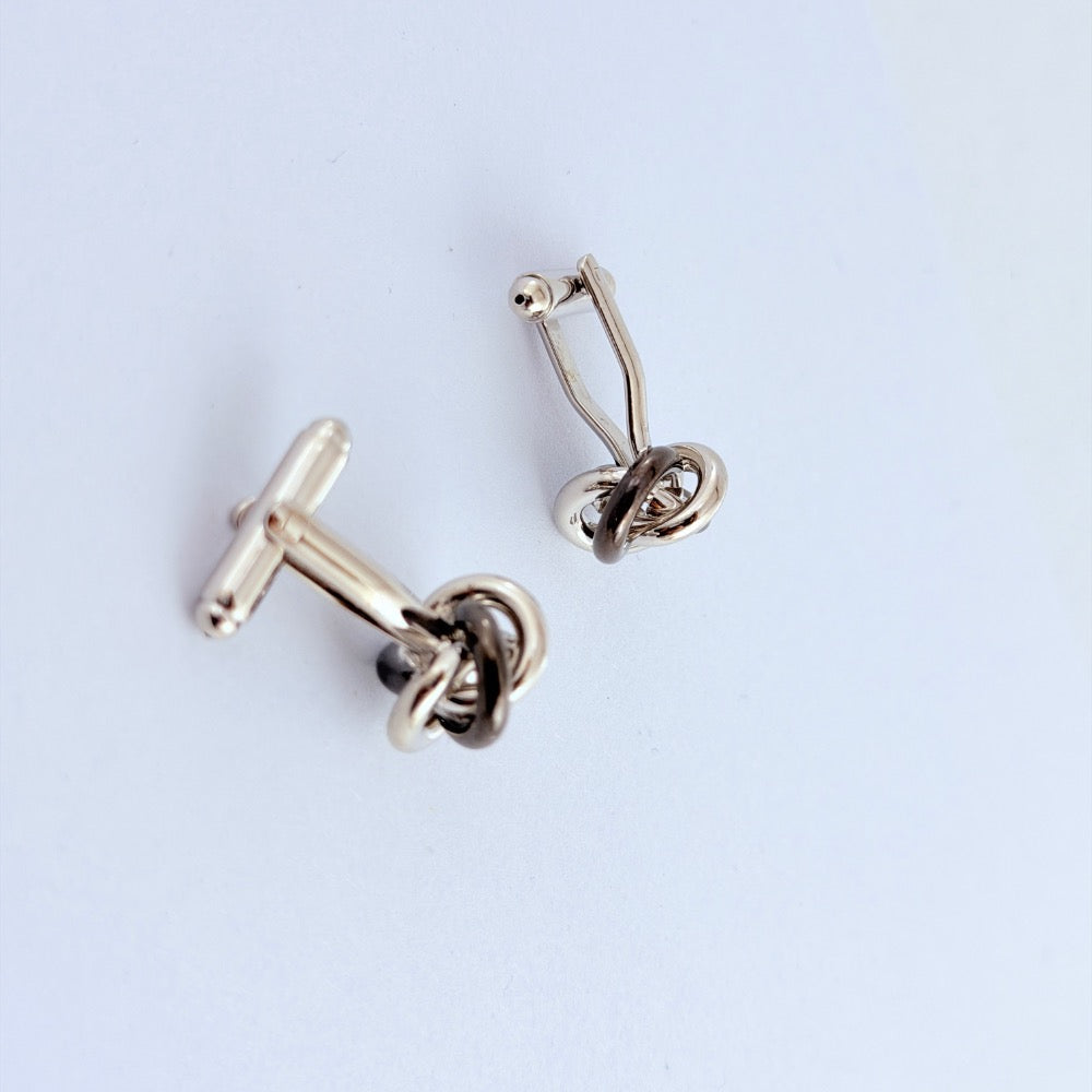 ECLIPSE KNOT CUFFLINKS