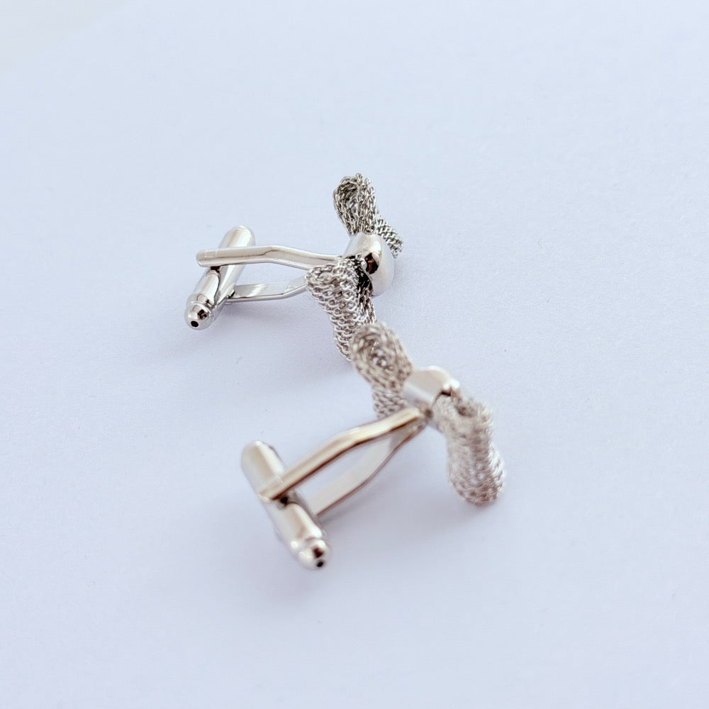 SILVER WOVEN BOW CUFFLINKS