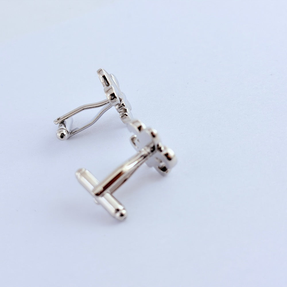 FLEUR-DE-LIS SILVER CUFFLINKS