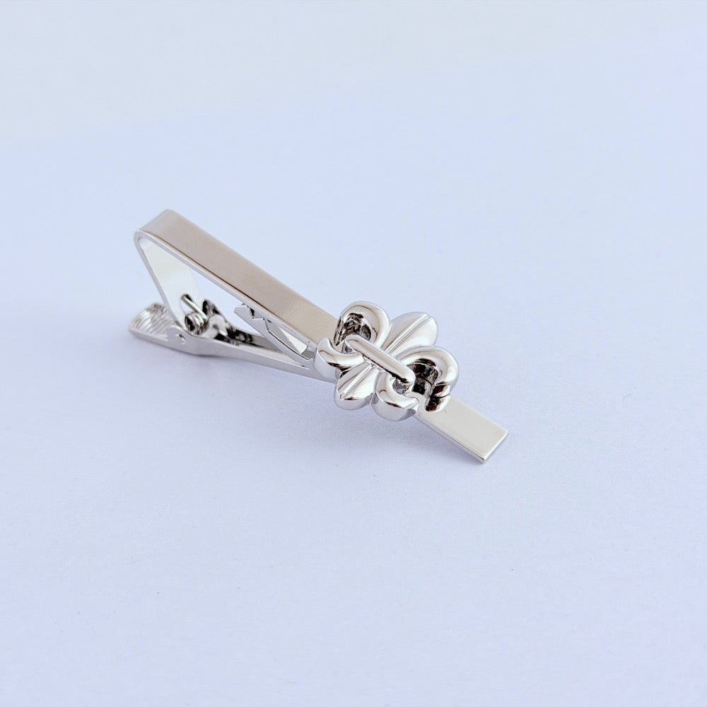 FLEUR-DE-LIS SILVER SET