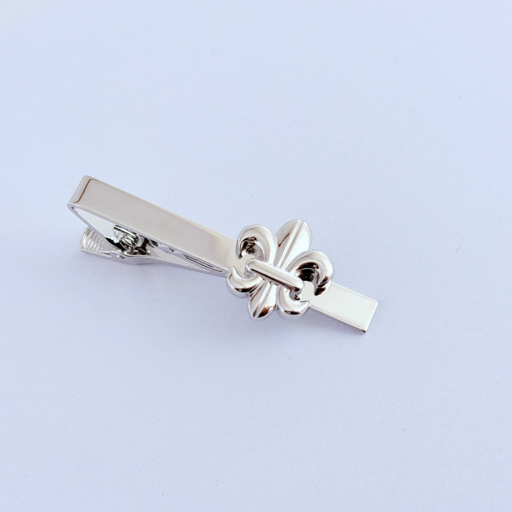 FLEUR-DE-LIS SILVER TIE CLIP