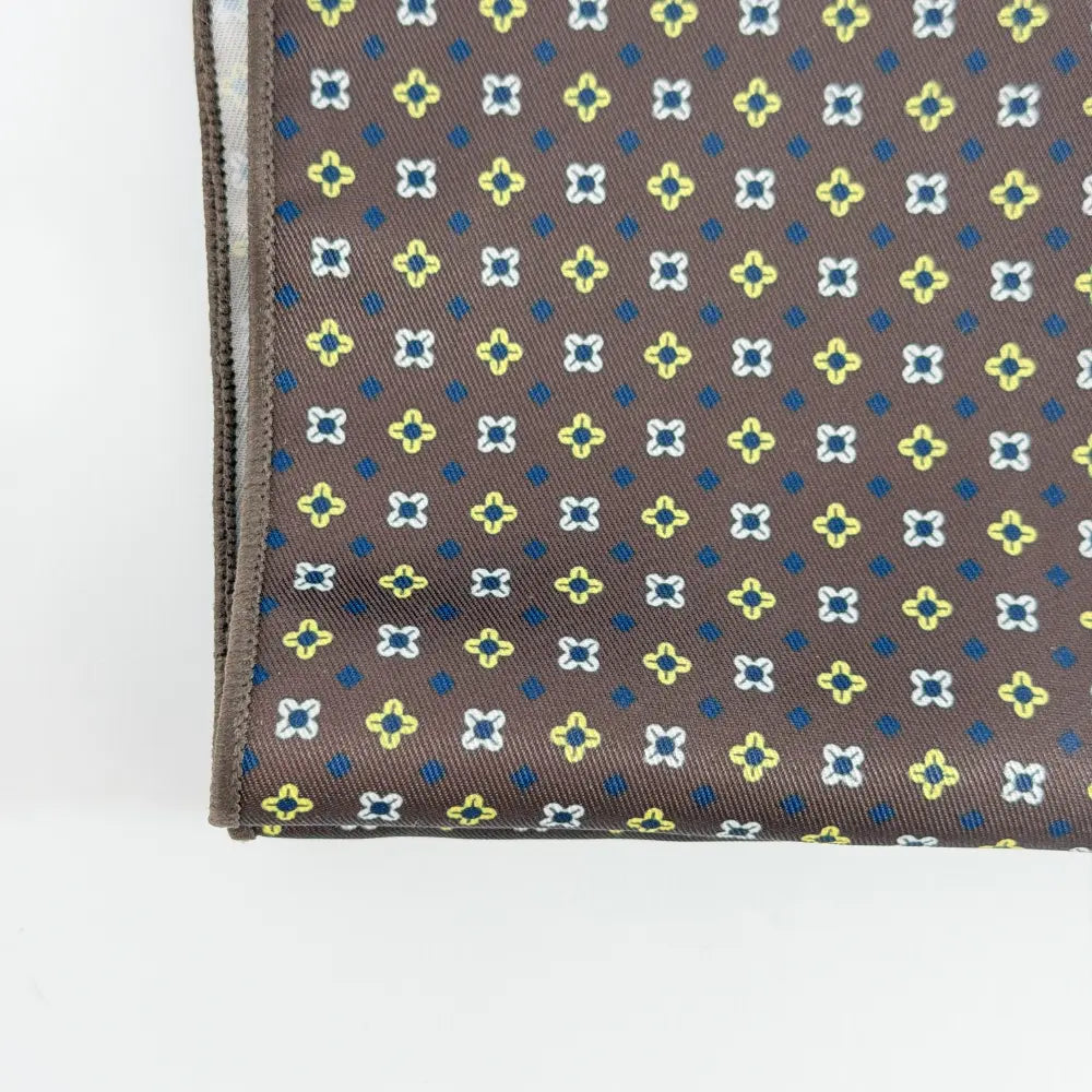 THE MONTCLAIR RESERVE POCKETSQUARE