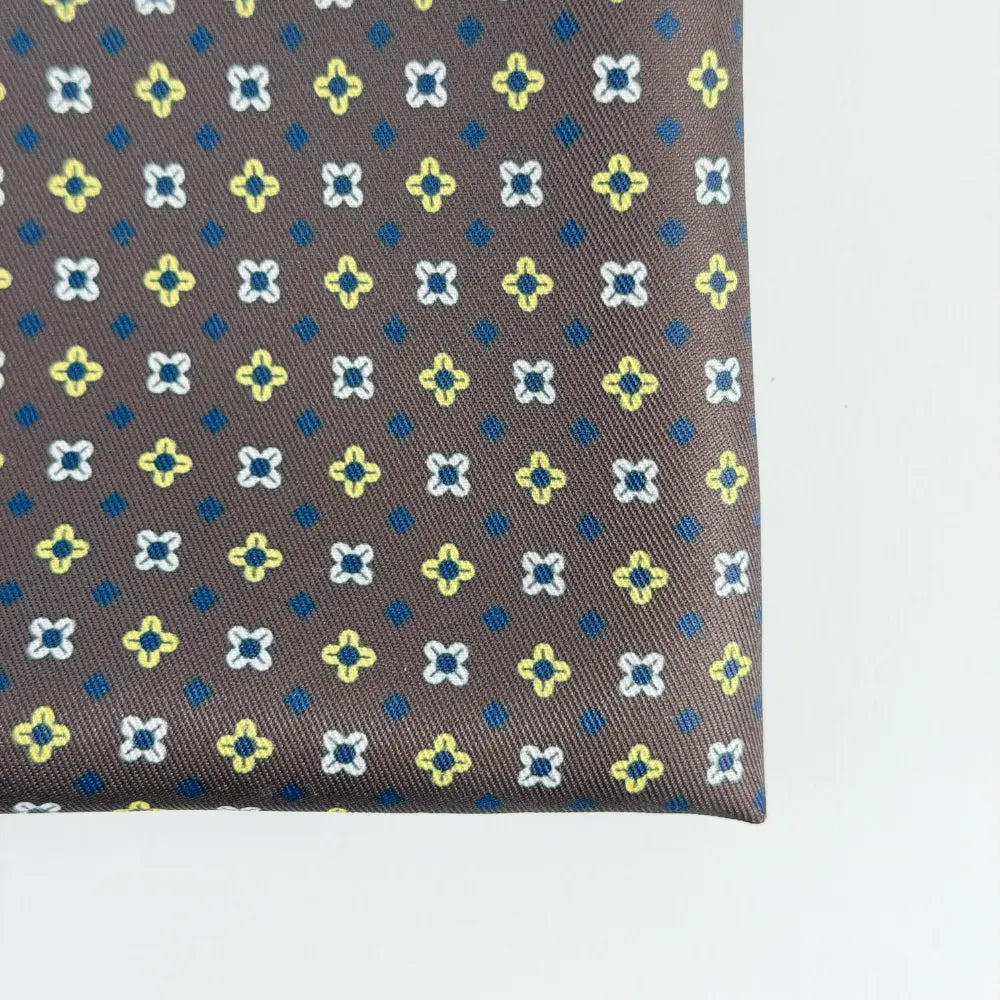 THE MONTCLAIR RESERVE POCKETSQUARE