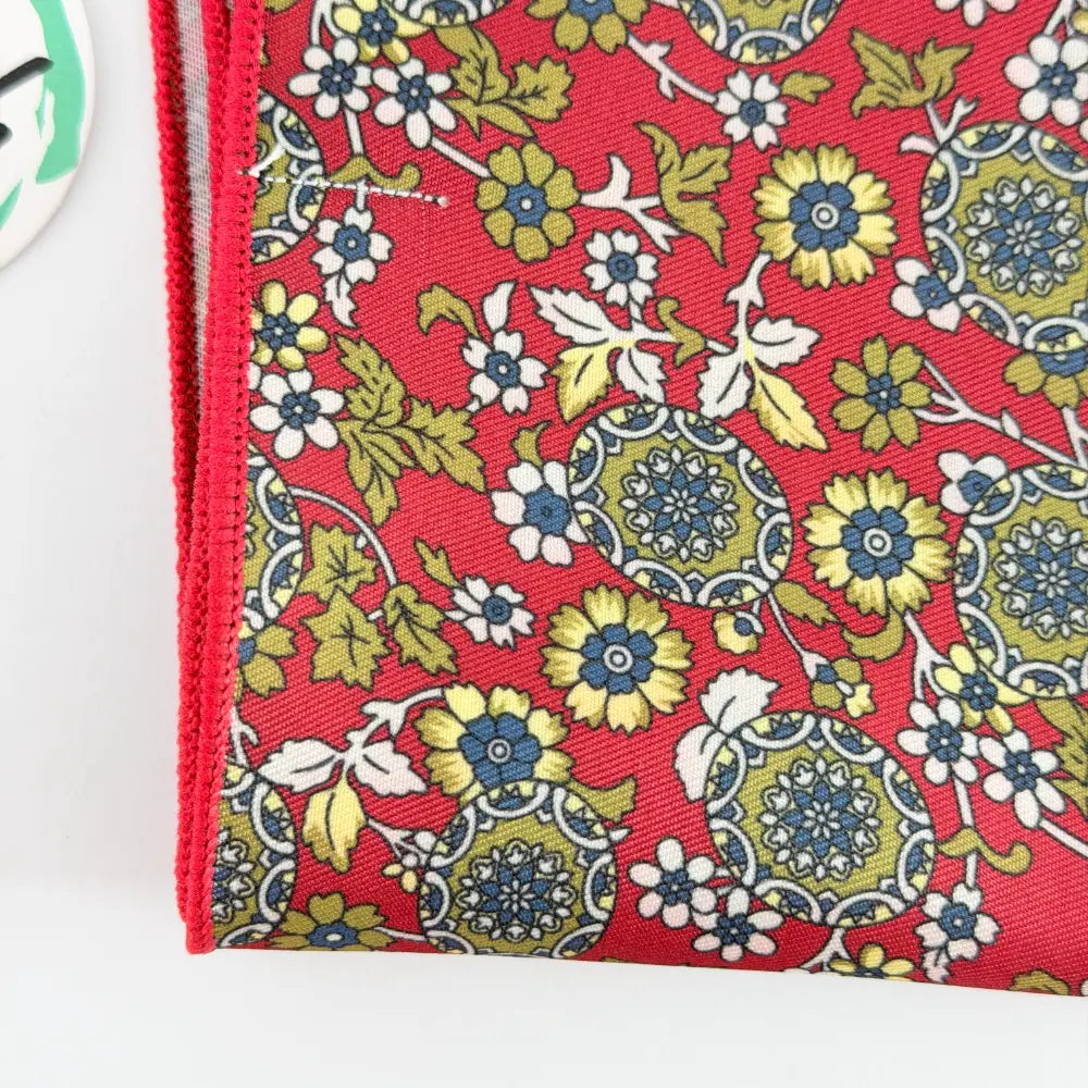 HERITAGE FLORAL MEDALLION SET
