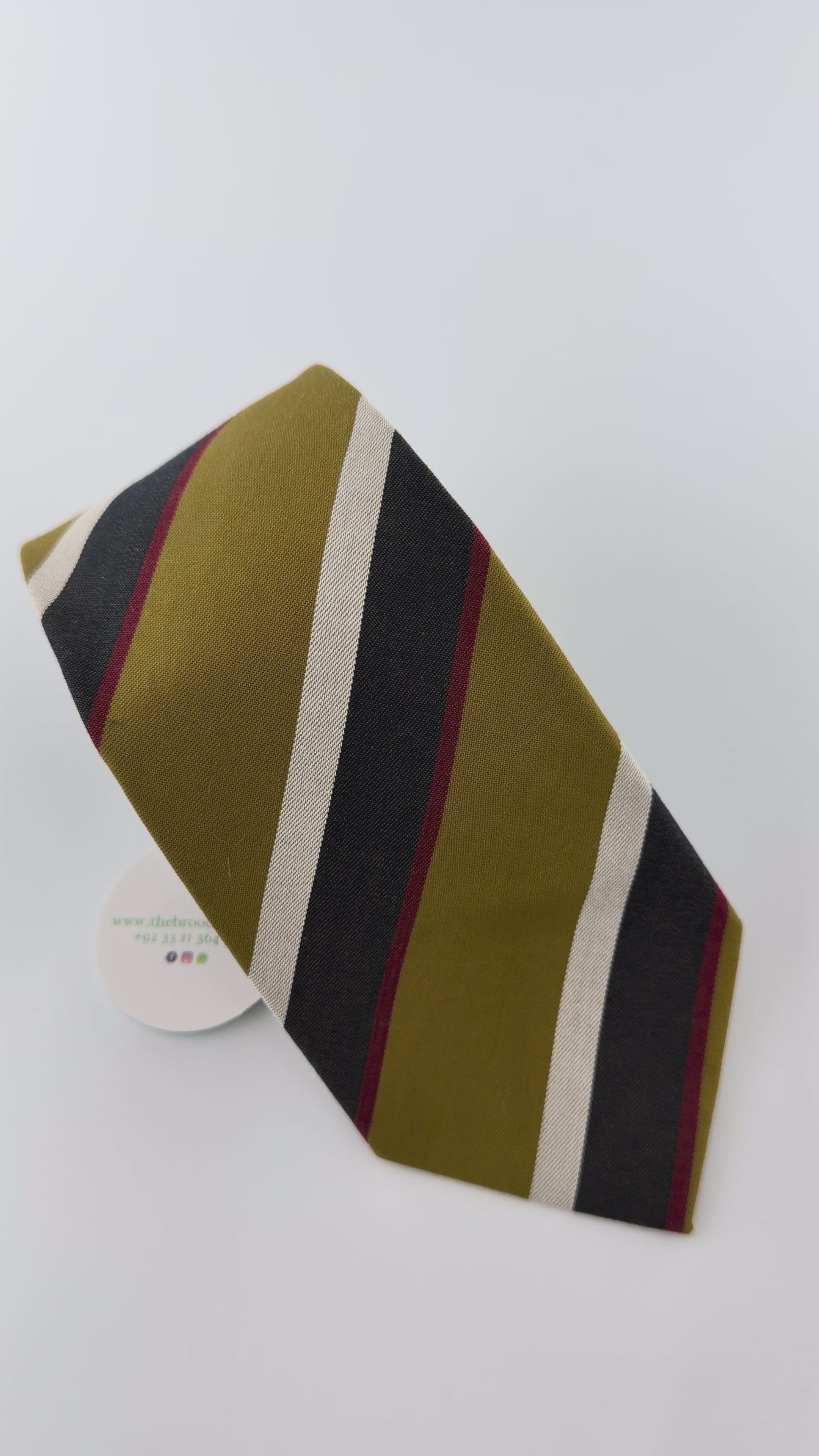 THE ARISTOCRAT TIE