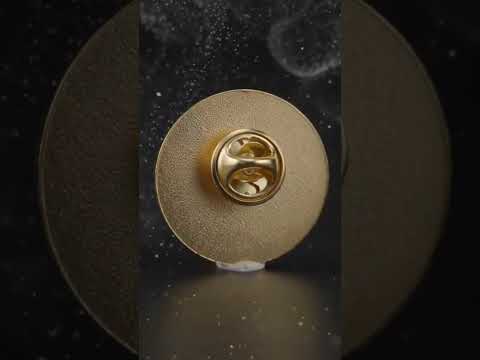 ADVOCATE PRESTIGE BROOCH - BLACK