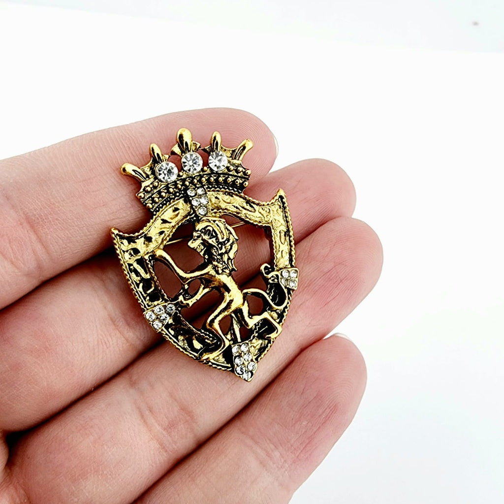 FEARLESS LEO - ANTIQUE GOLD